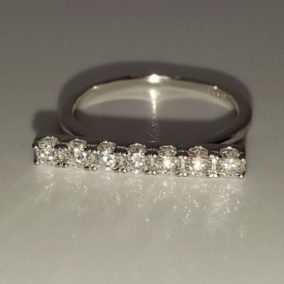 0.56 cttw Moissanite Bar Top Statement Ring in 925 Sterling Silver - Picture 3 of 4